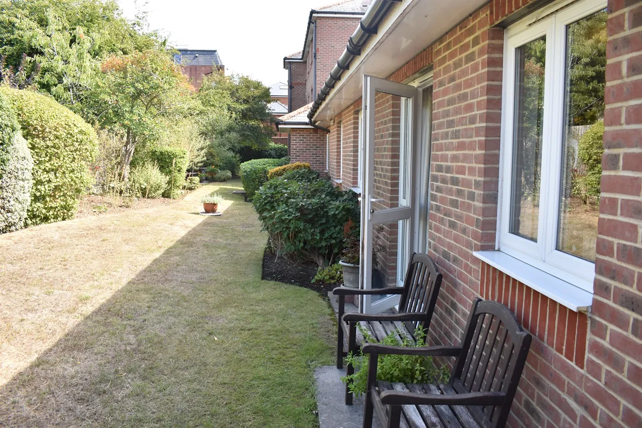 Cedar Avenue, Chelmsford, CM1, photo 11