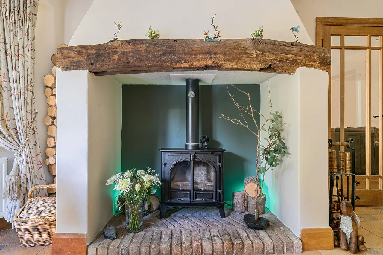 Merrywood Lane, Thakeham, RH20, photo 17