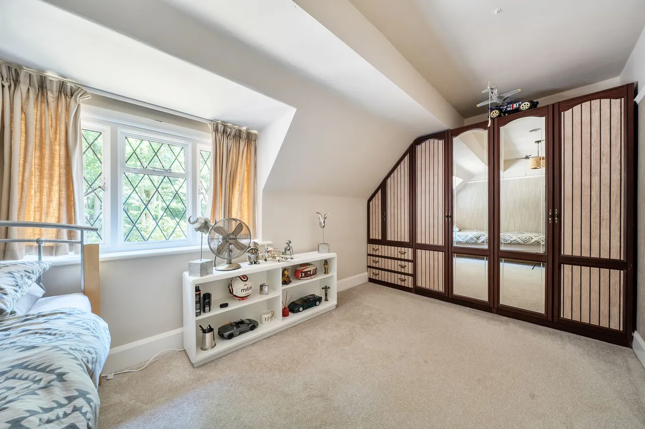 Merrywood Lane, Thakeham, RH20, photo 37