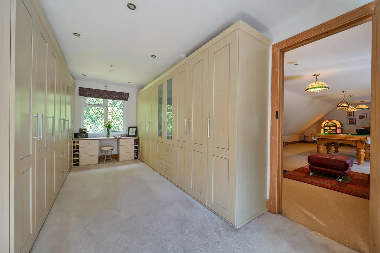 Merrywood Lane, Thakeham, RH20, photo 32