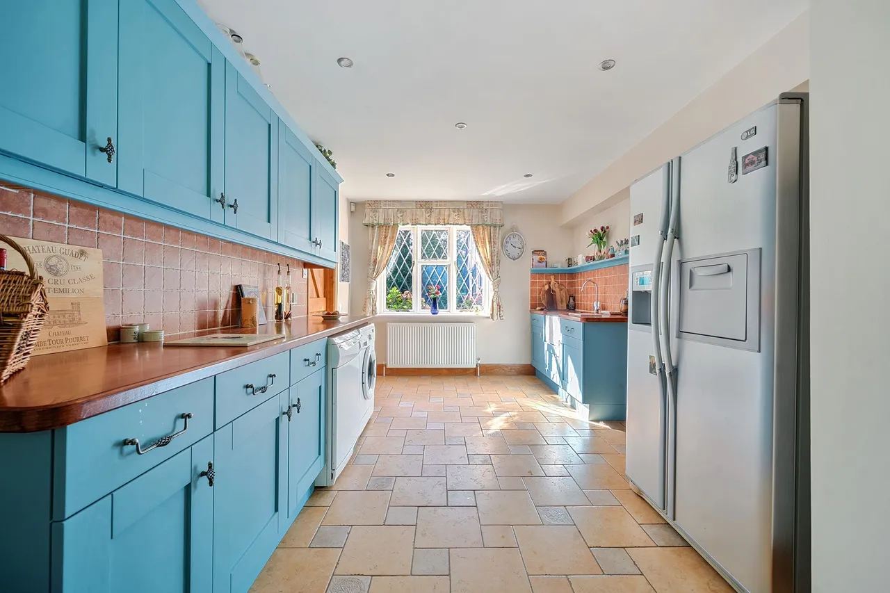 Merrywood Lane, Thakeham, RH20, photo 23