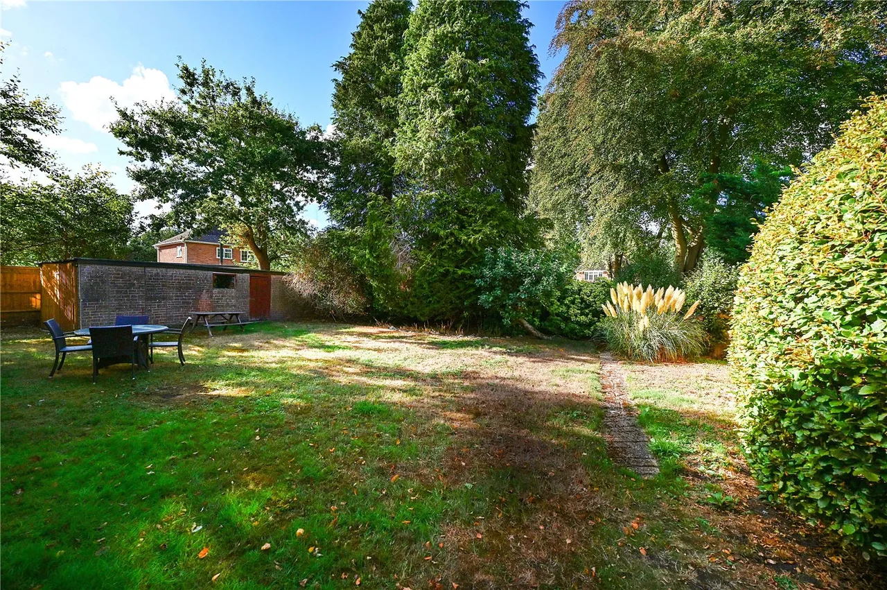 Carthona Drive, Fleet, GU52, photo 6