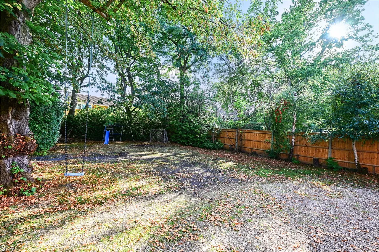 Carthona Drive, Fleet, GU52, photo 20