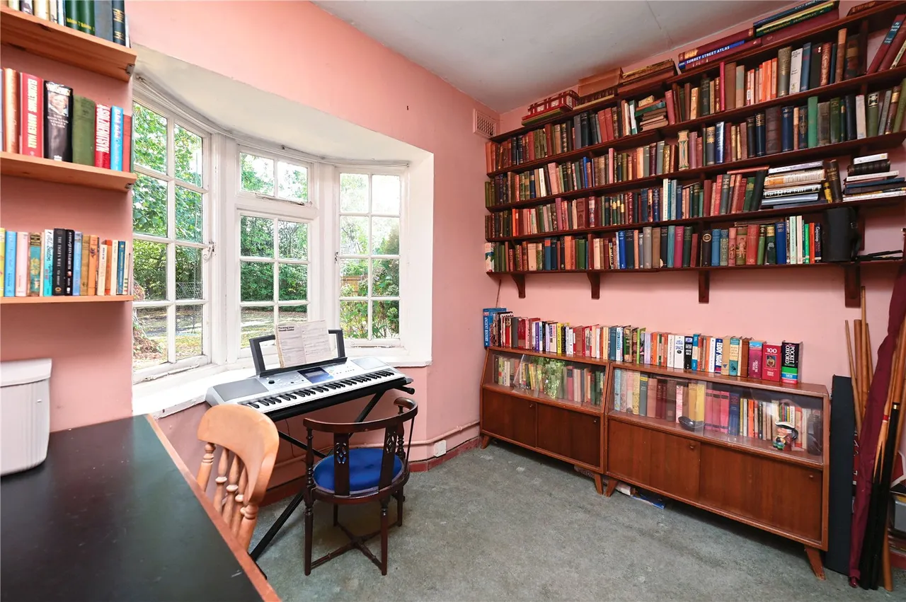 Carthona Drive, Fleet, GU52, photo 15