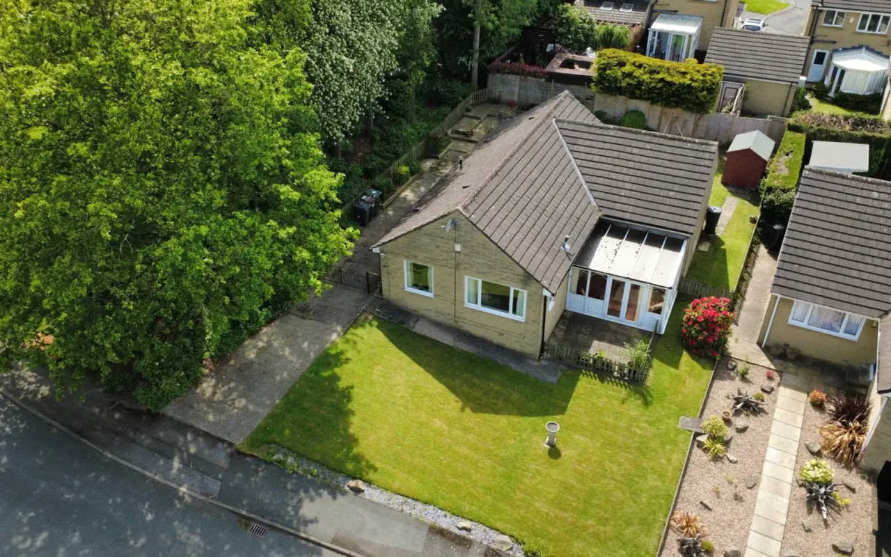 3 bed house for sale — Inkerman Way, Denby Dale