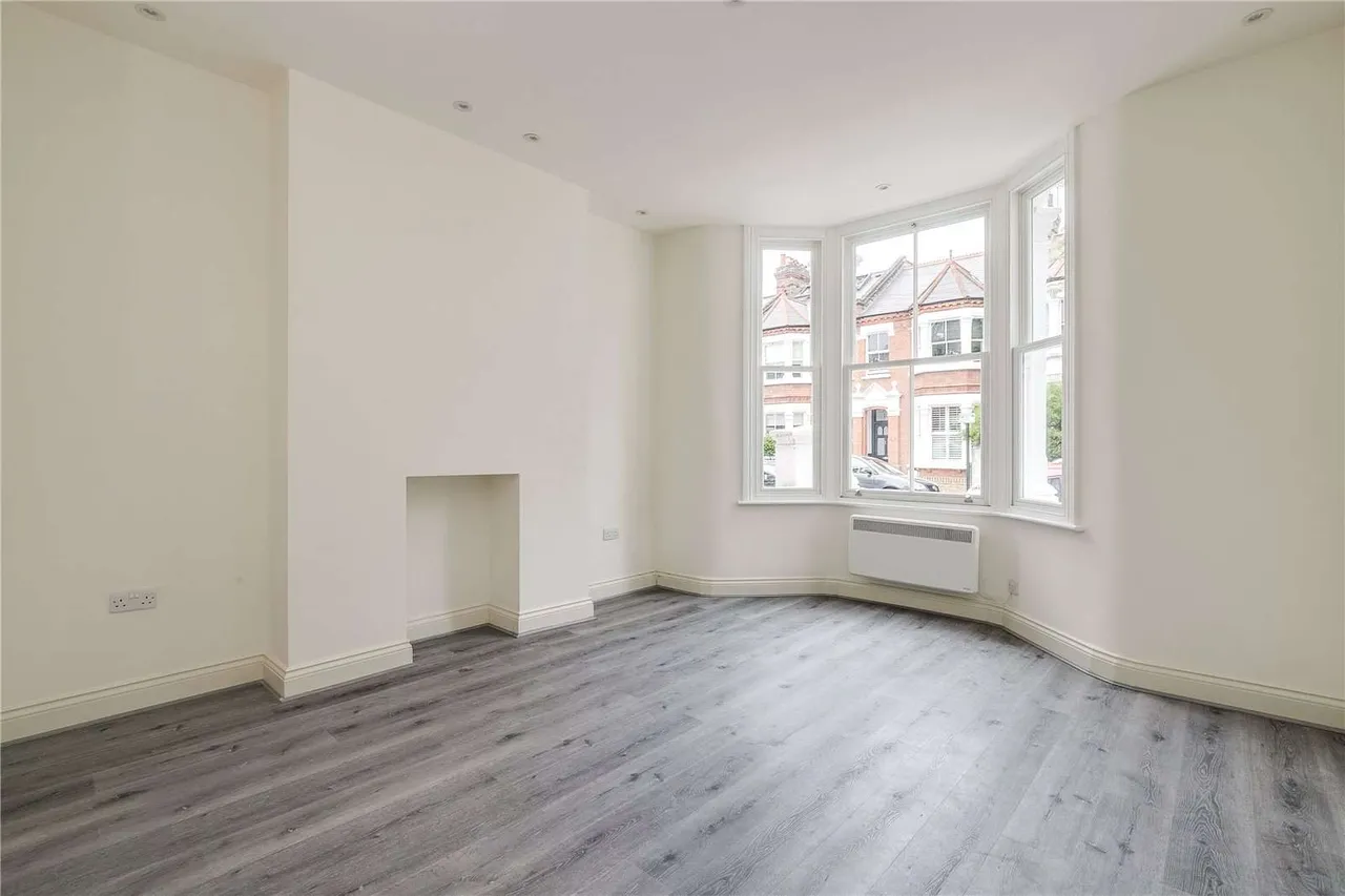 Rudloe Road, London, SW12, photo 2