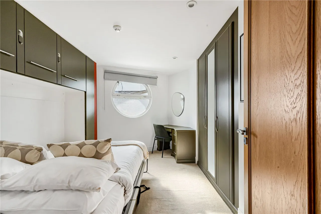 Kingsland Road, London, E2, photo 20