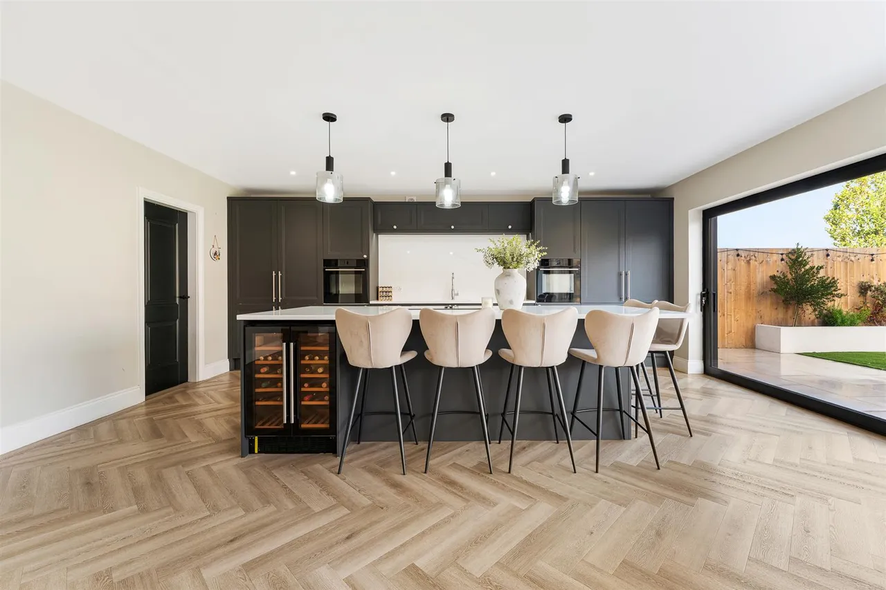 Wilmere Lane, Widnes, WA8, photo 8
