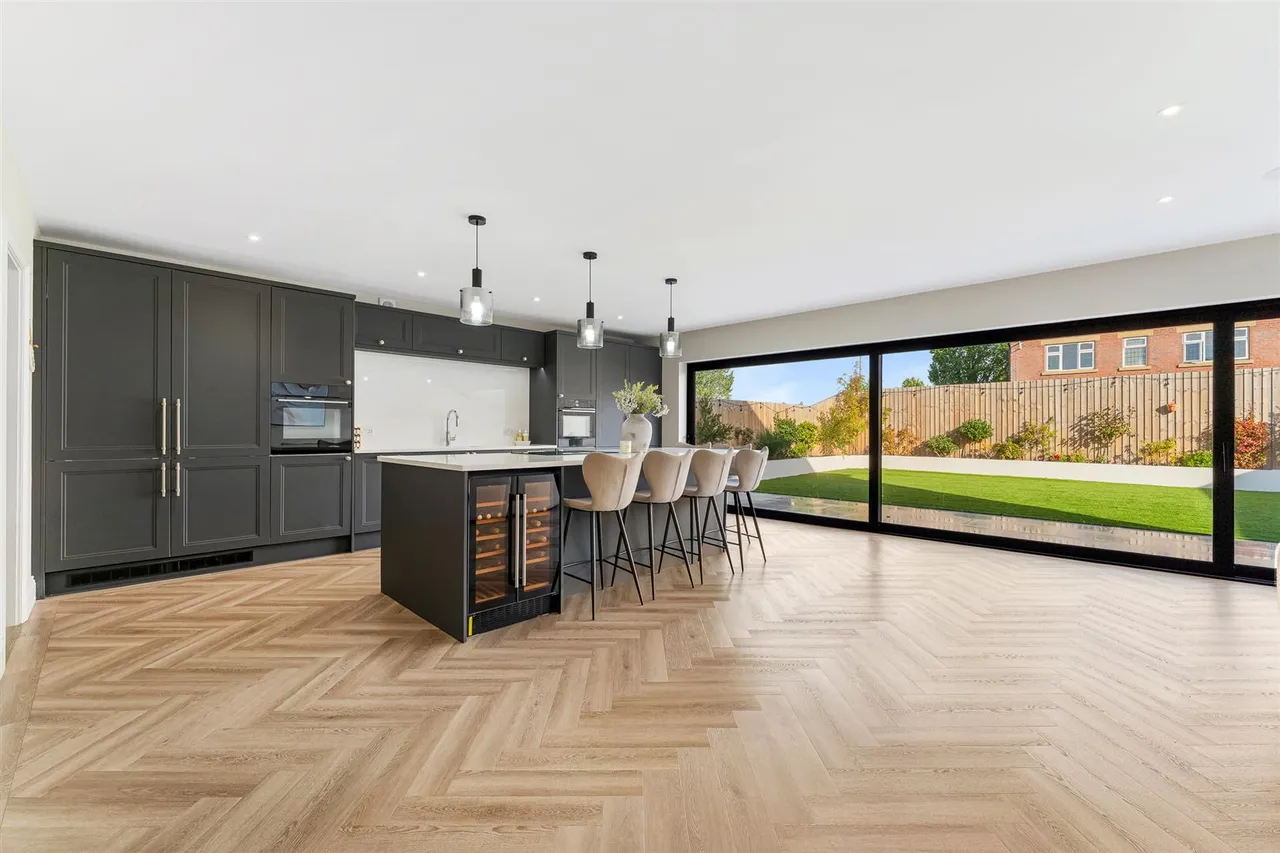 Wilmere Lane, Widnes, WA8, photo 7