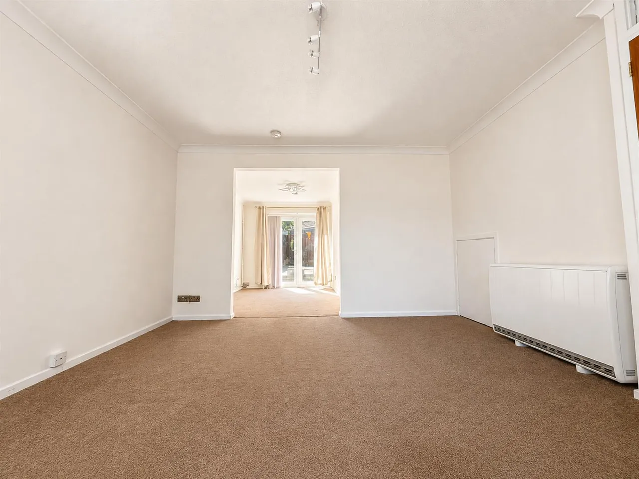 Corfe Gardens, Slough, photo 6