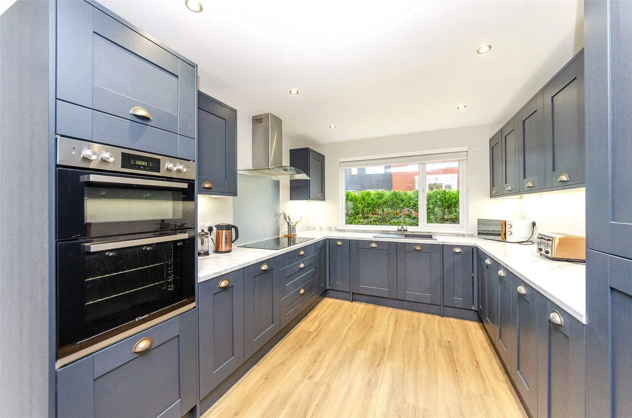 Llanberis Road, Caernarfon, photo 12