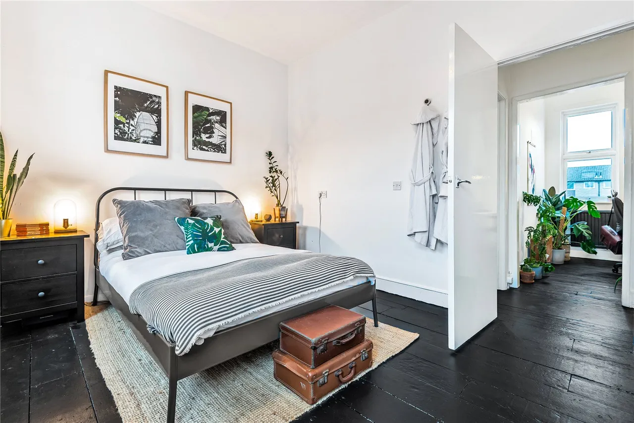 Linden Road, Hampton, TW12 2JB, photo 7