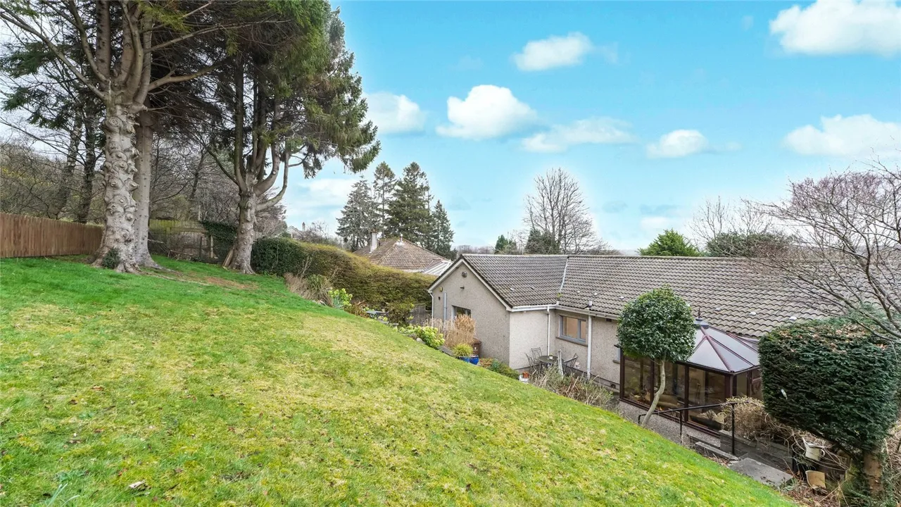 Cowden, Back Road, Alva, Clackmannanshire, FK12, photo 21