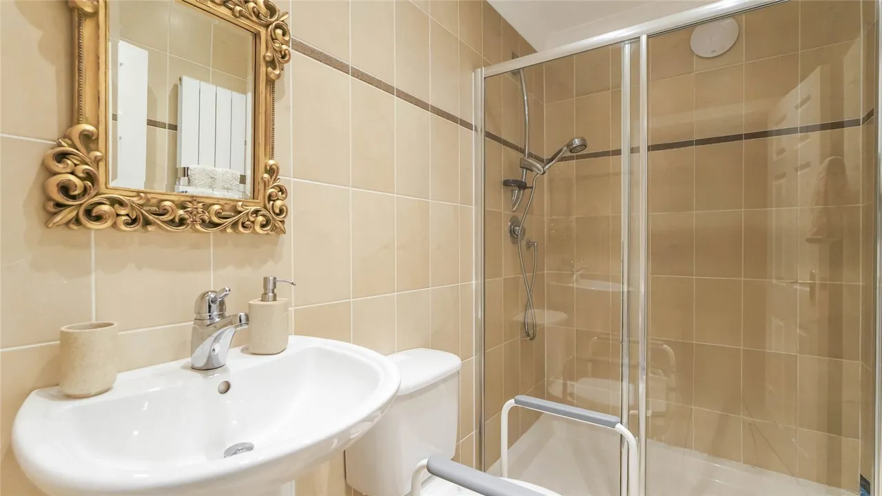 Cowden, Back Road, Alva, Clackmannanshire, FK12, photo 11