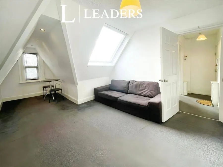 Durley Gardens, West Cliff, BH2, photo 4