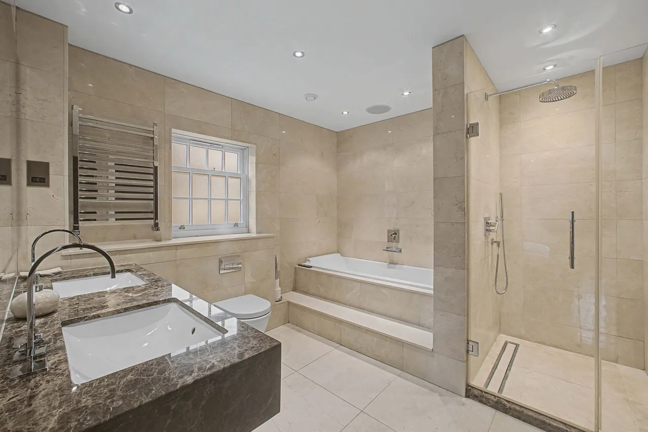 Eyebrook Road, Altrincham, photo 6