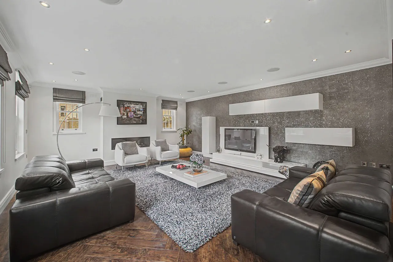 Eyebrook Road, Altrincham, photo 8