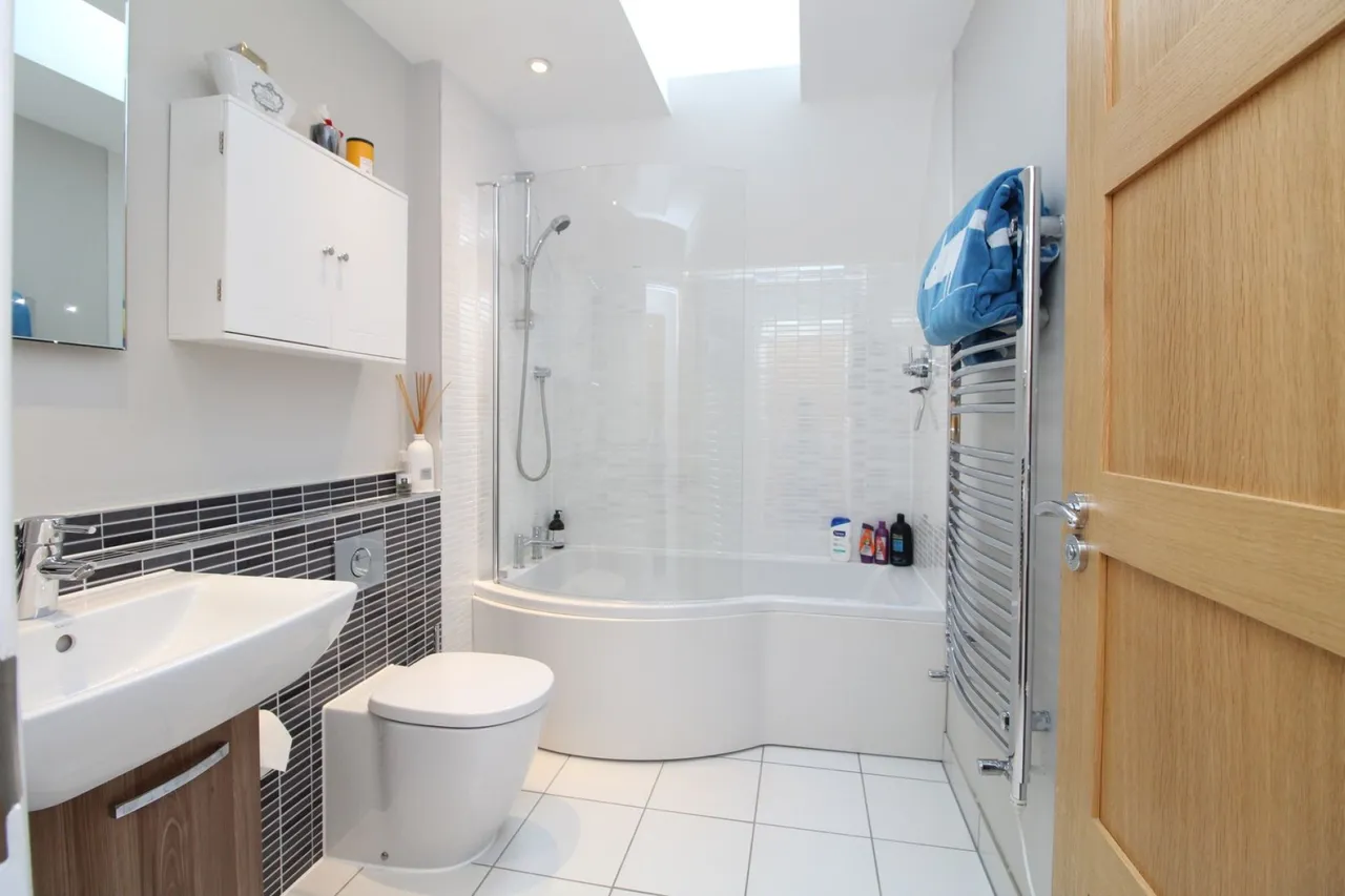 New Street Mews, Lymington, SO41, photo 12