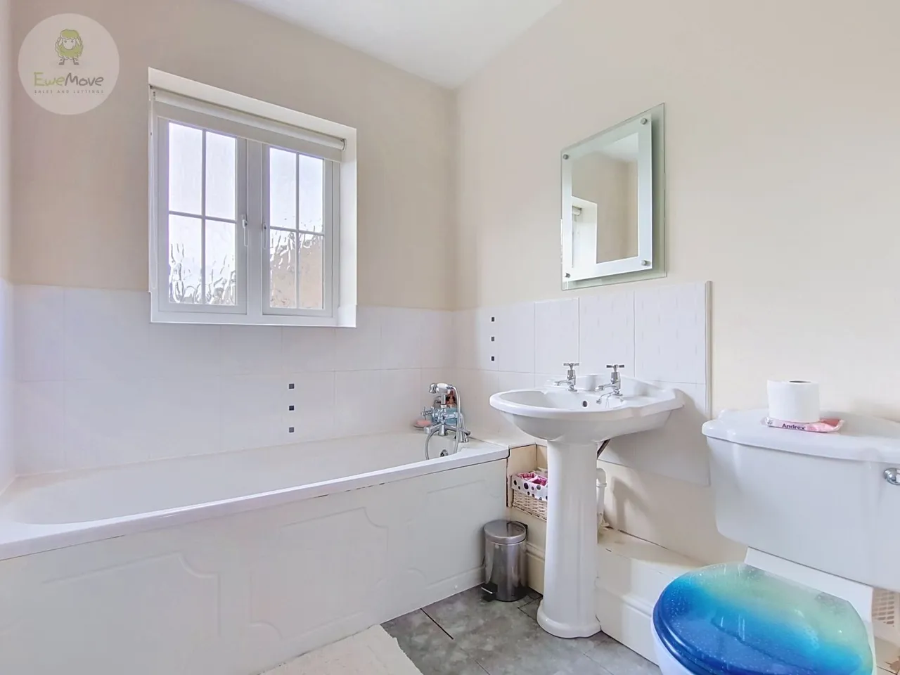 Cuniver Court, Liversedge, WF15, photo 12
