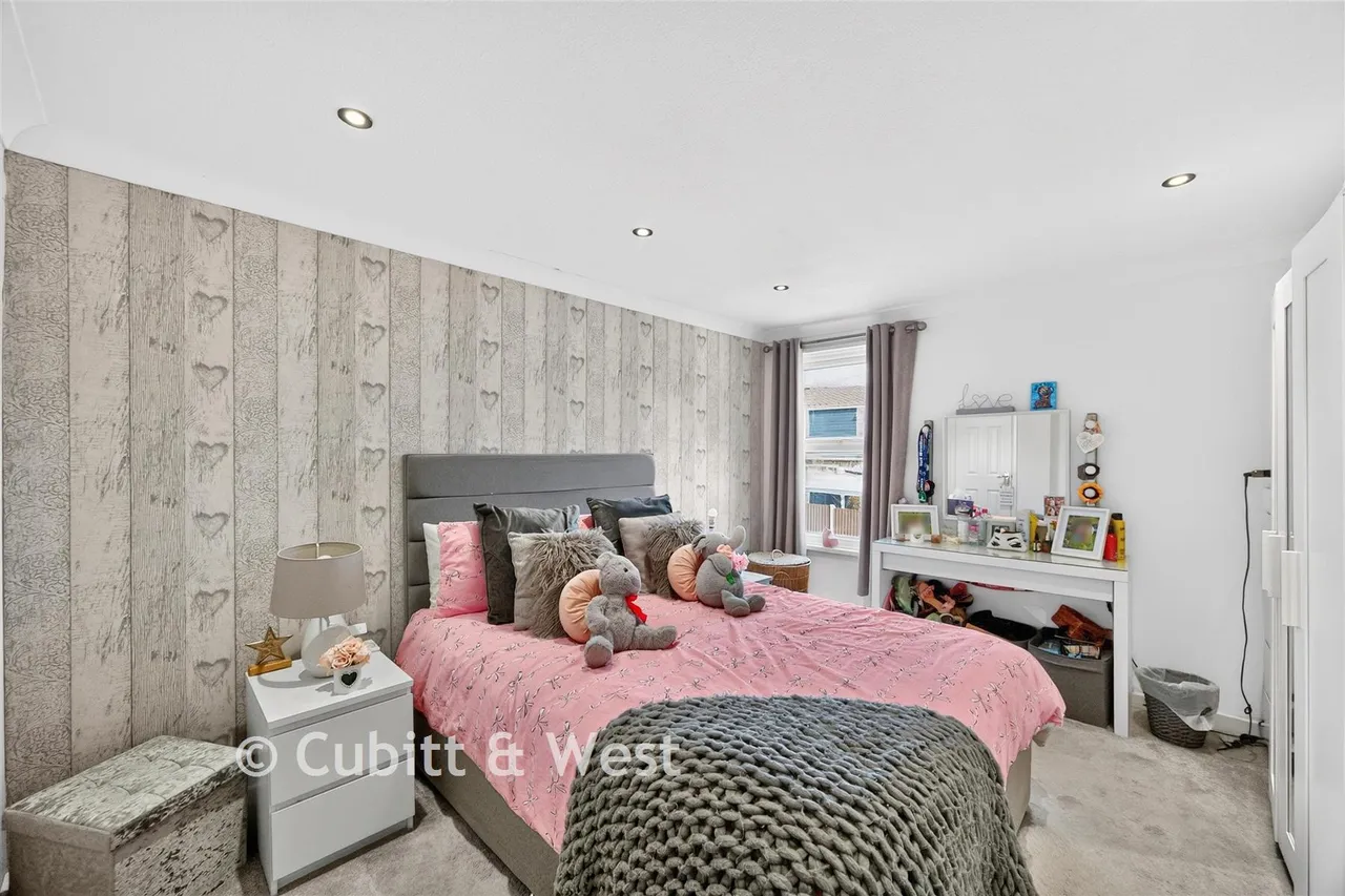 Blackbird Close, Waterlooville, PO8, photo 6