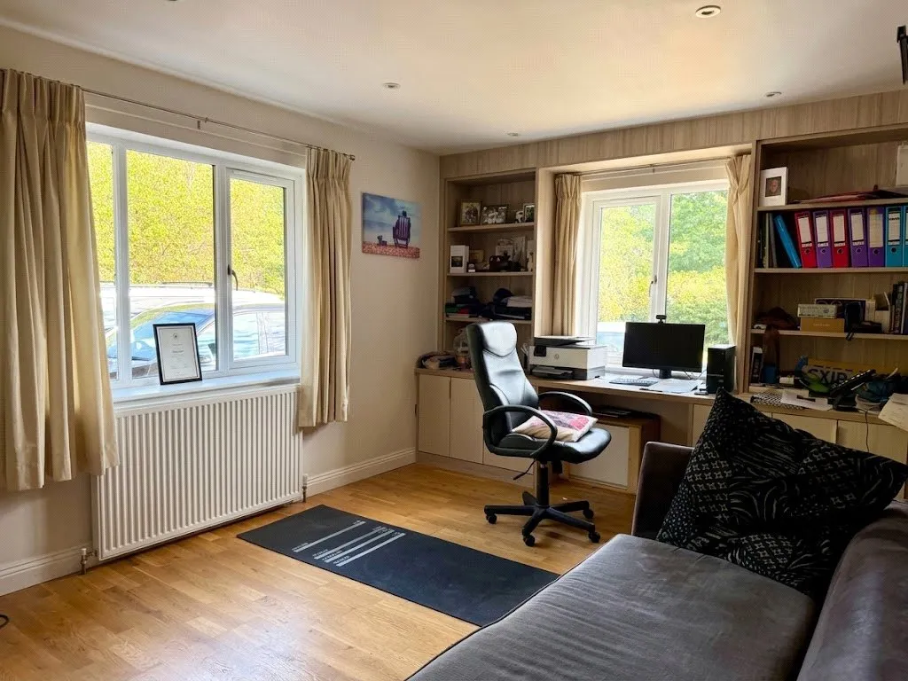 Mill Lane, Sherfield English, SO51, photo 6