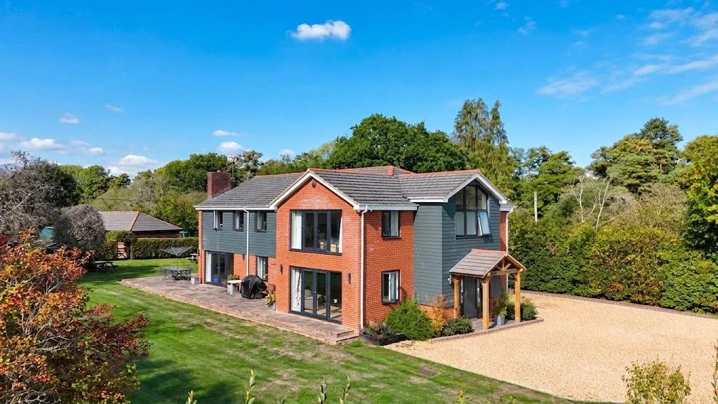 6 bed house for sale, Mill Lane, Sherfield English, SO51