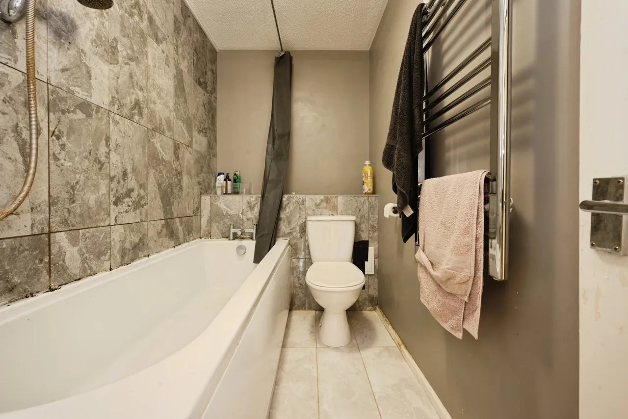 Shaldon Court, Bedford, Bedfordshire, MK40, photo 6