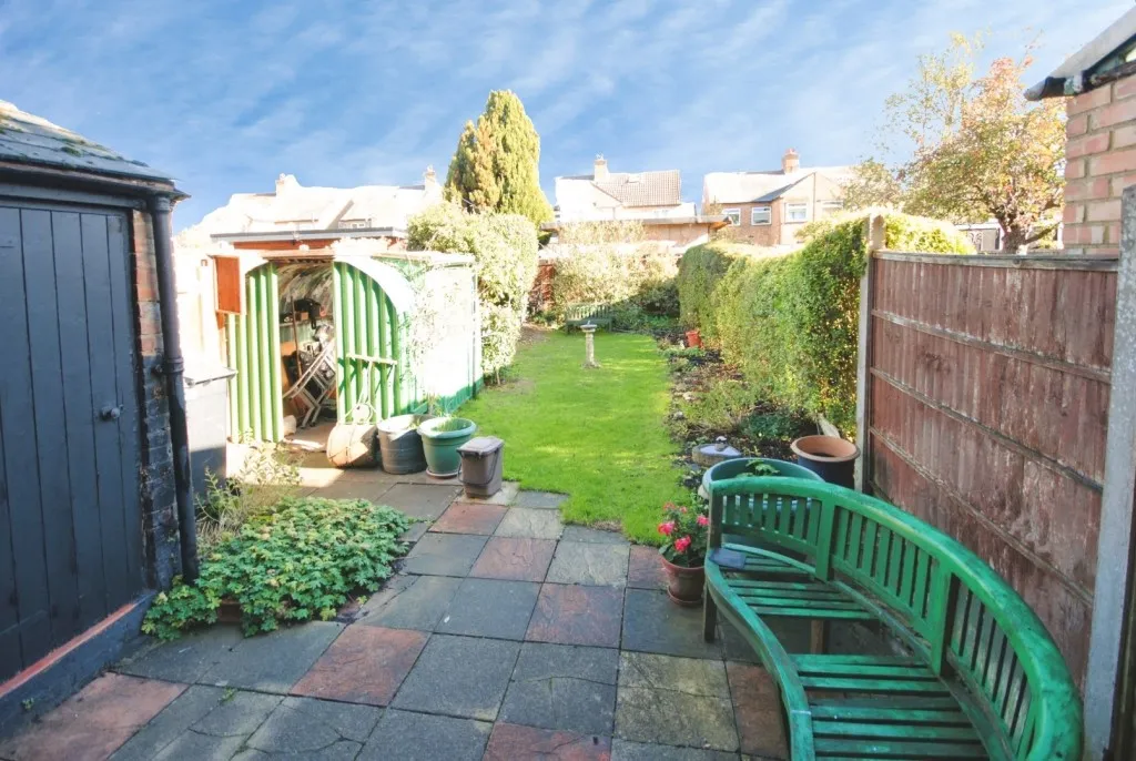 Buckingham Road, Watford, photo 8