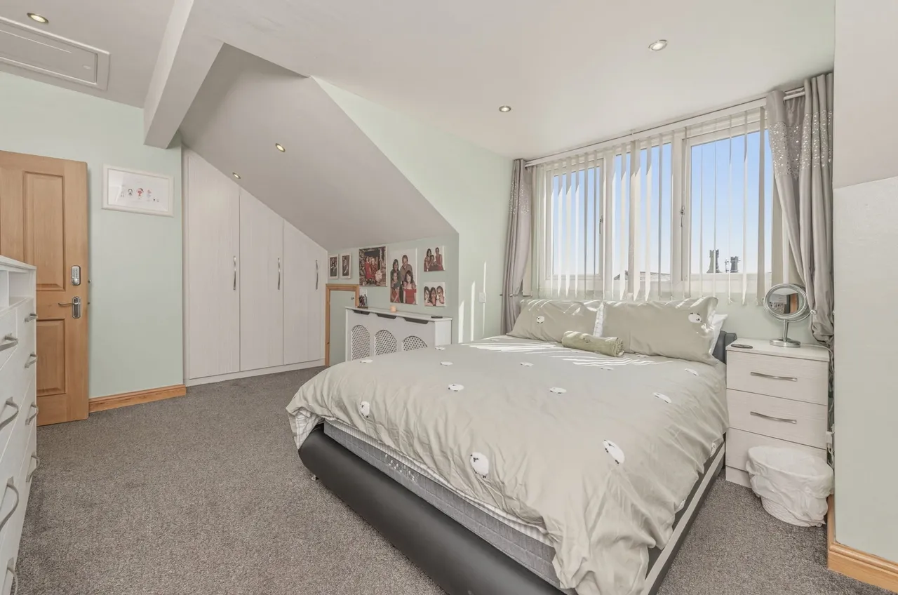 The Avenue, Crossgates, LS15, photo 8