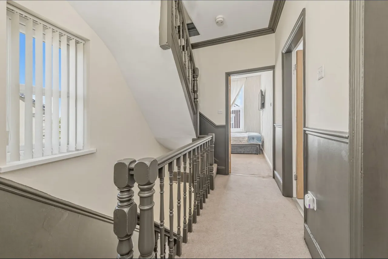 The Avenue, Crossgates, LS15, photo 11