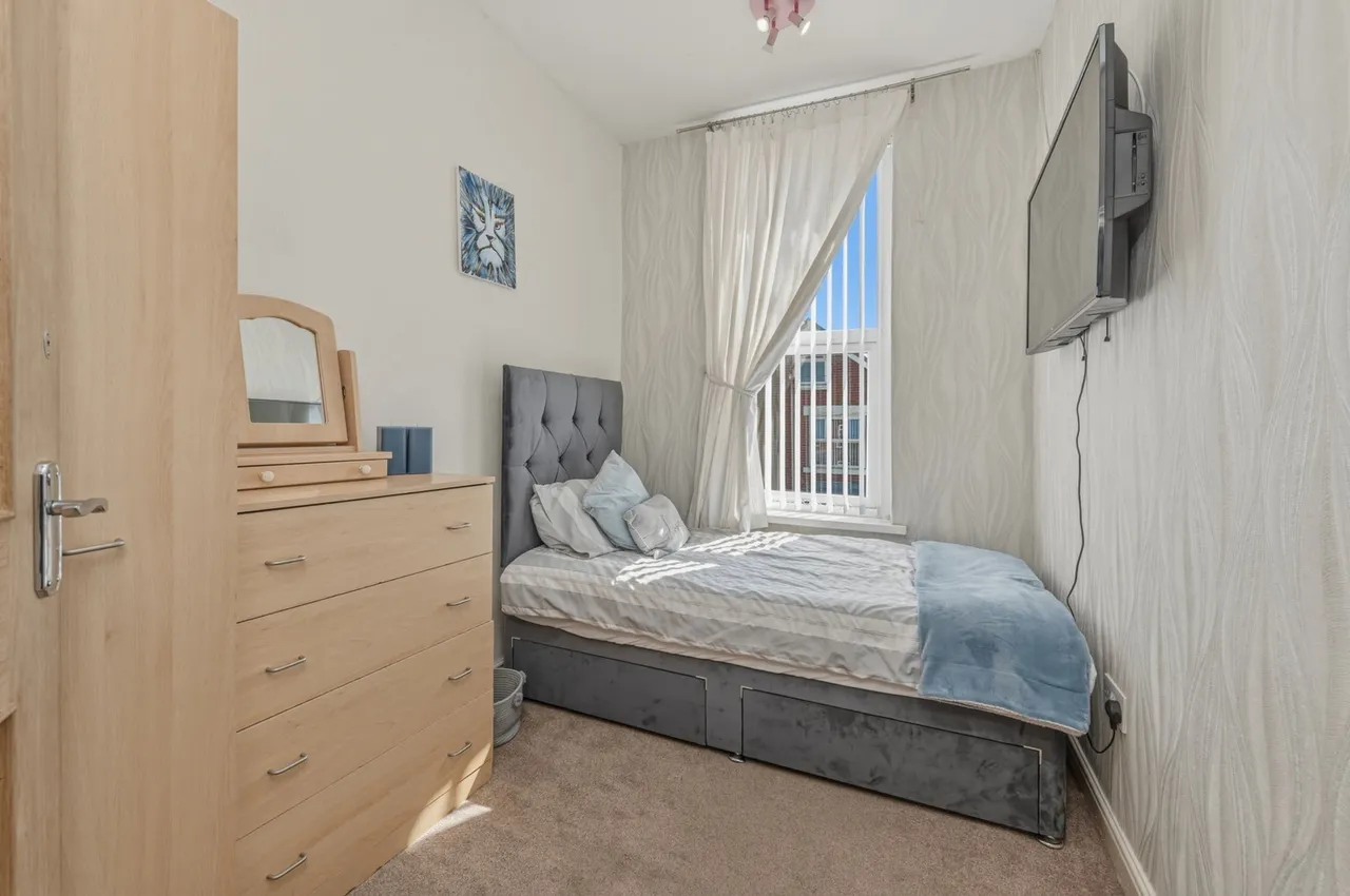 The Avenue, Crossgates, LS15, photo 16