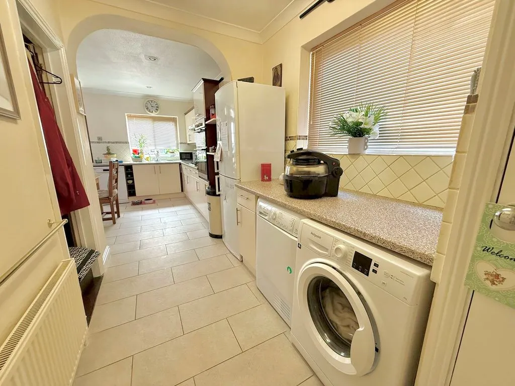 Garden Road, Dunstable LU6 3JD, photo 6