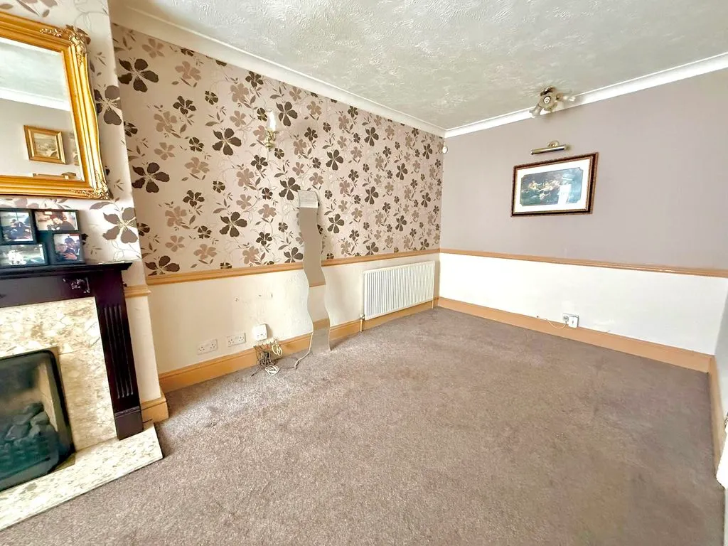 Garden Road, Dunstable LU6 3JD, photo 3