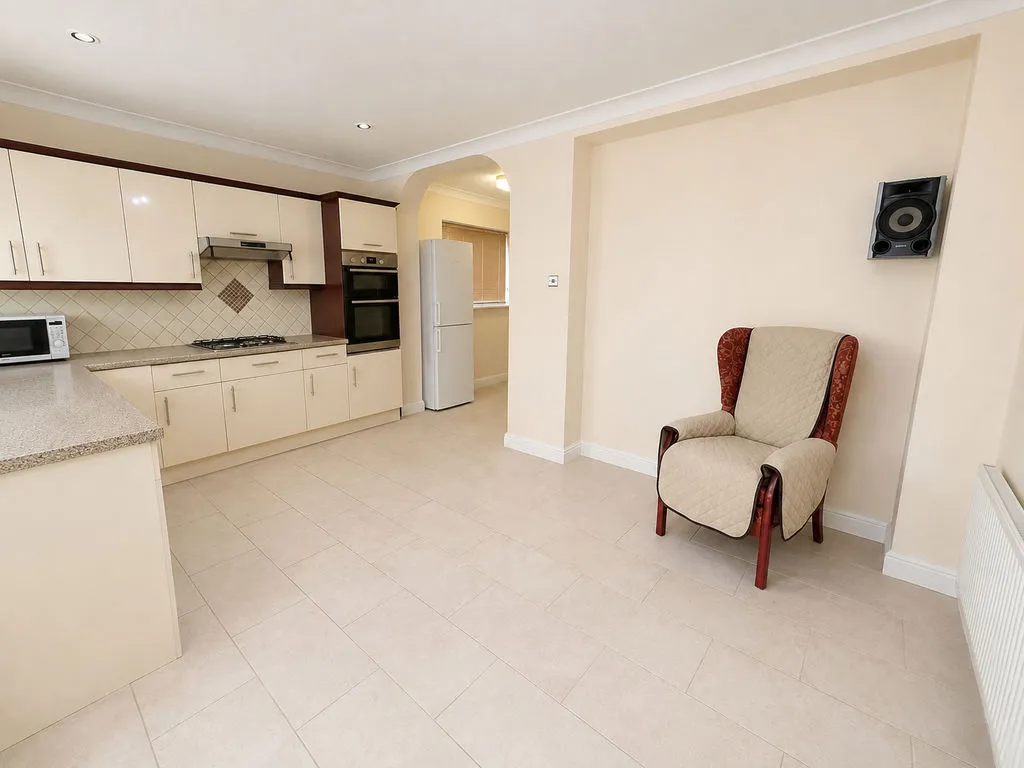 Garden Road, Dunstable LU6 3JD, photo 7