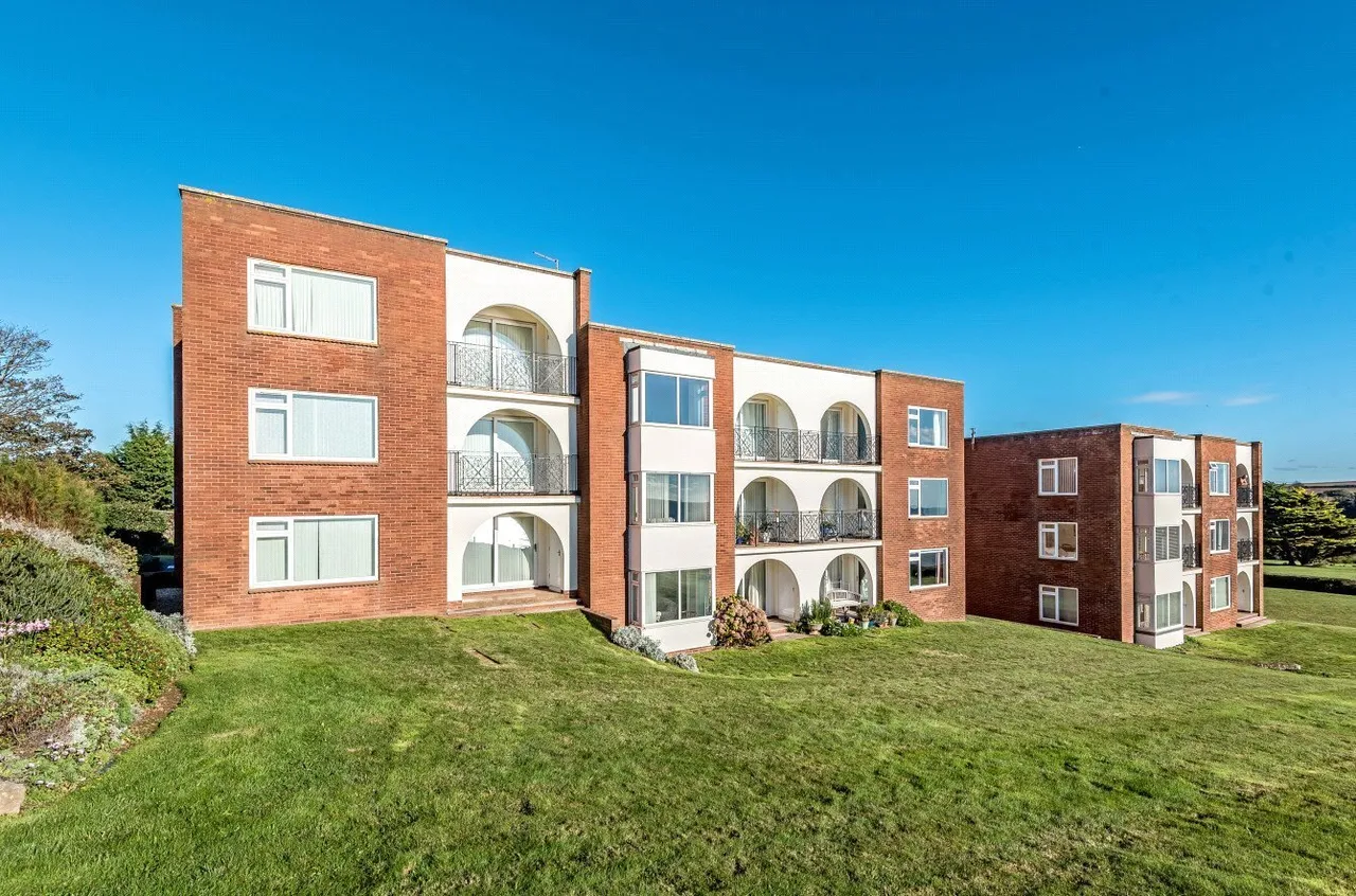 3 bed property for sale, Coastguard Road, Budleigh Salterton, EX9
