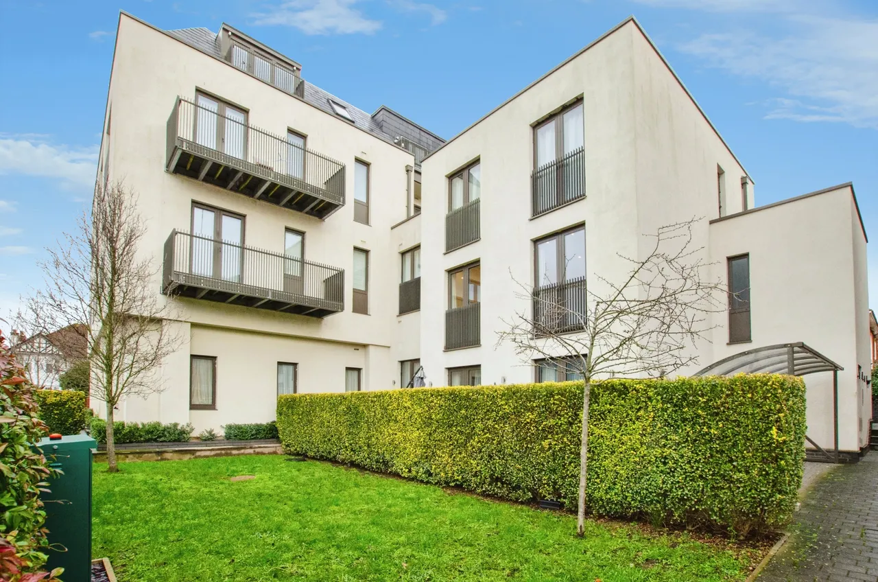 1 bed flat for sale, Roxborough Avenue, Harrow, HA1