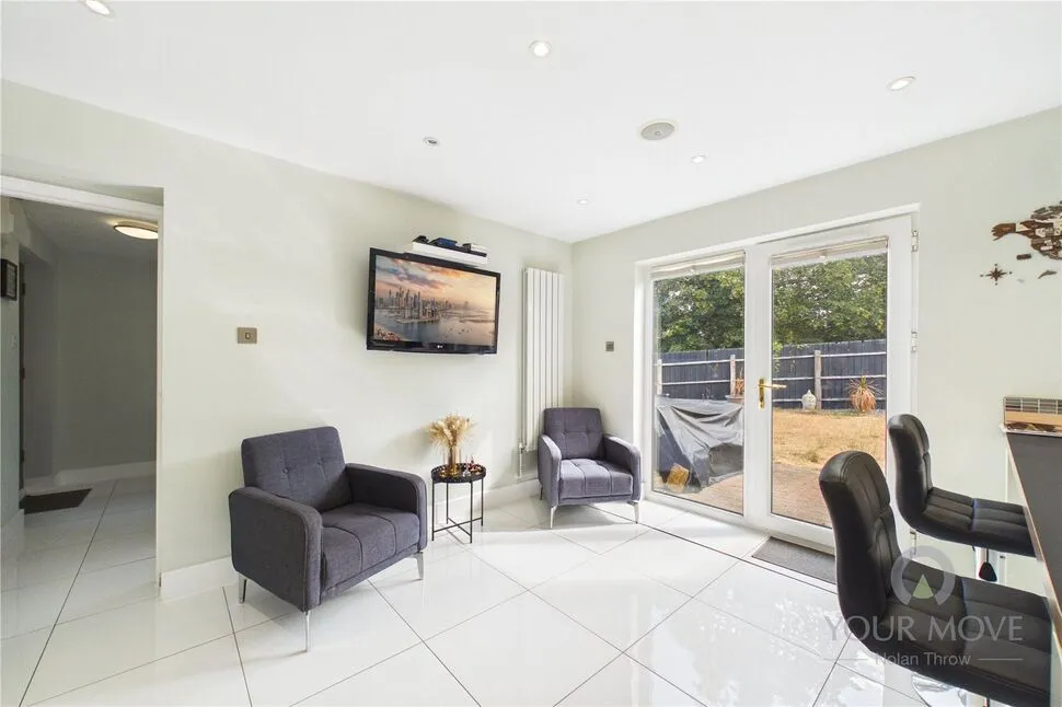 Yewtree Court, Boothville, Northampton, NN3, photo 6