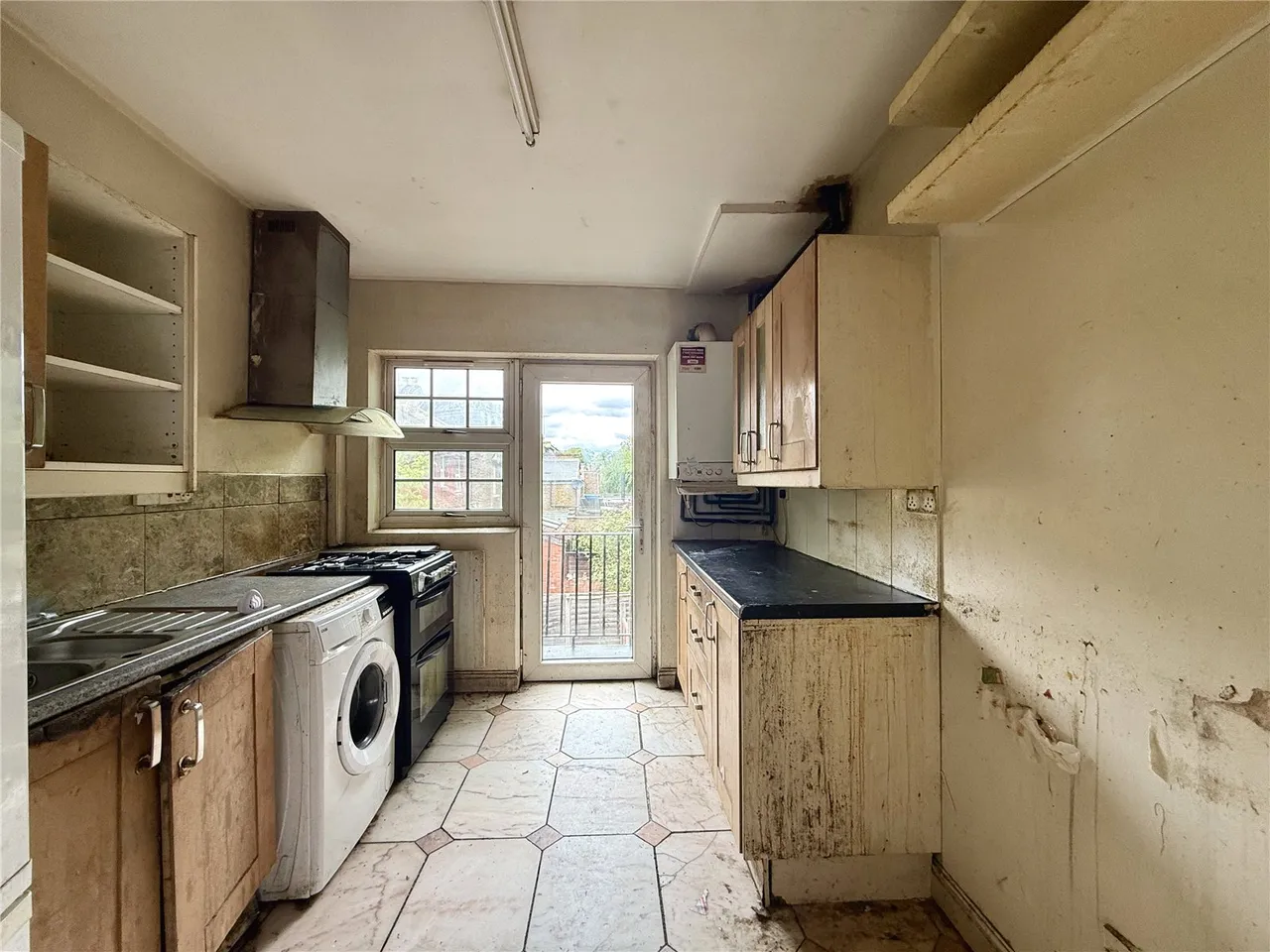 Burlington Lane, London, W4, photo 2