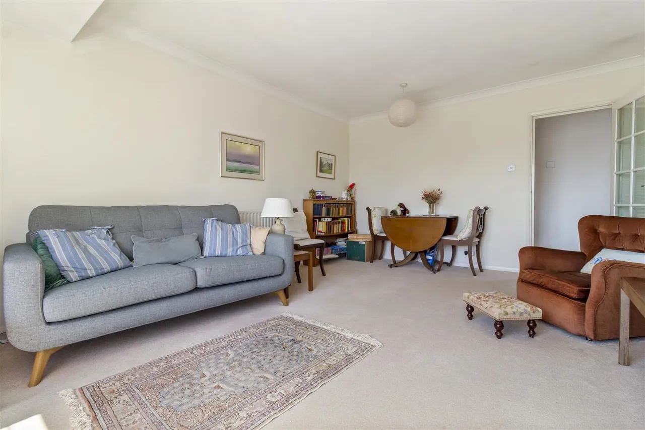 Lamorna Grove, Worthing, photo 6
