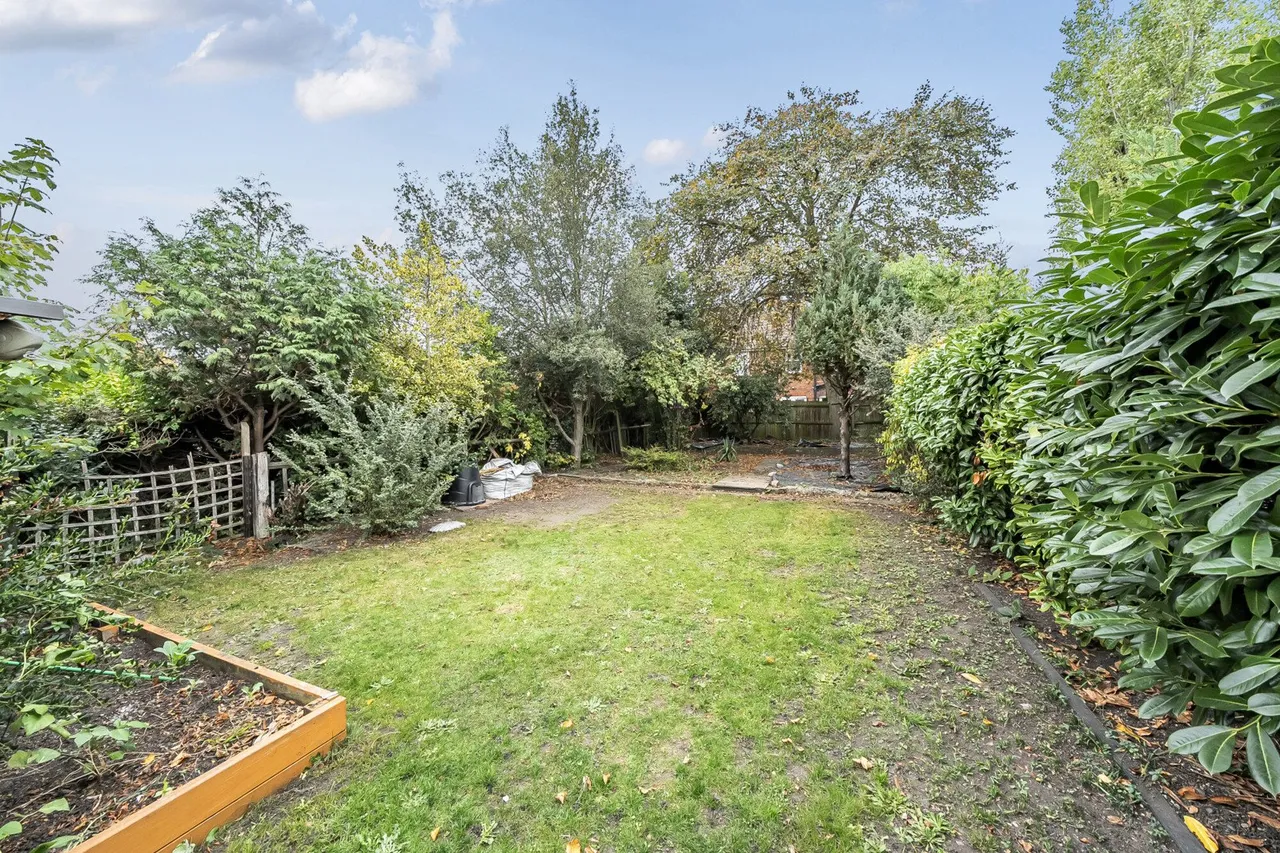 Canberra Road, SE7, photo 16