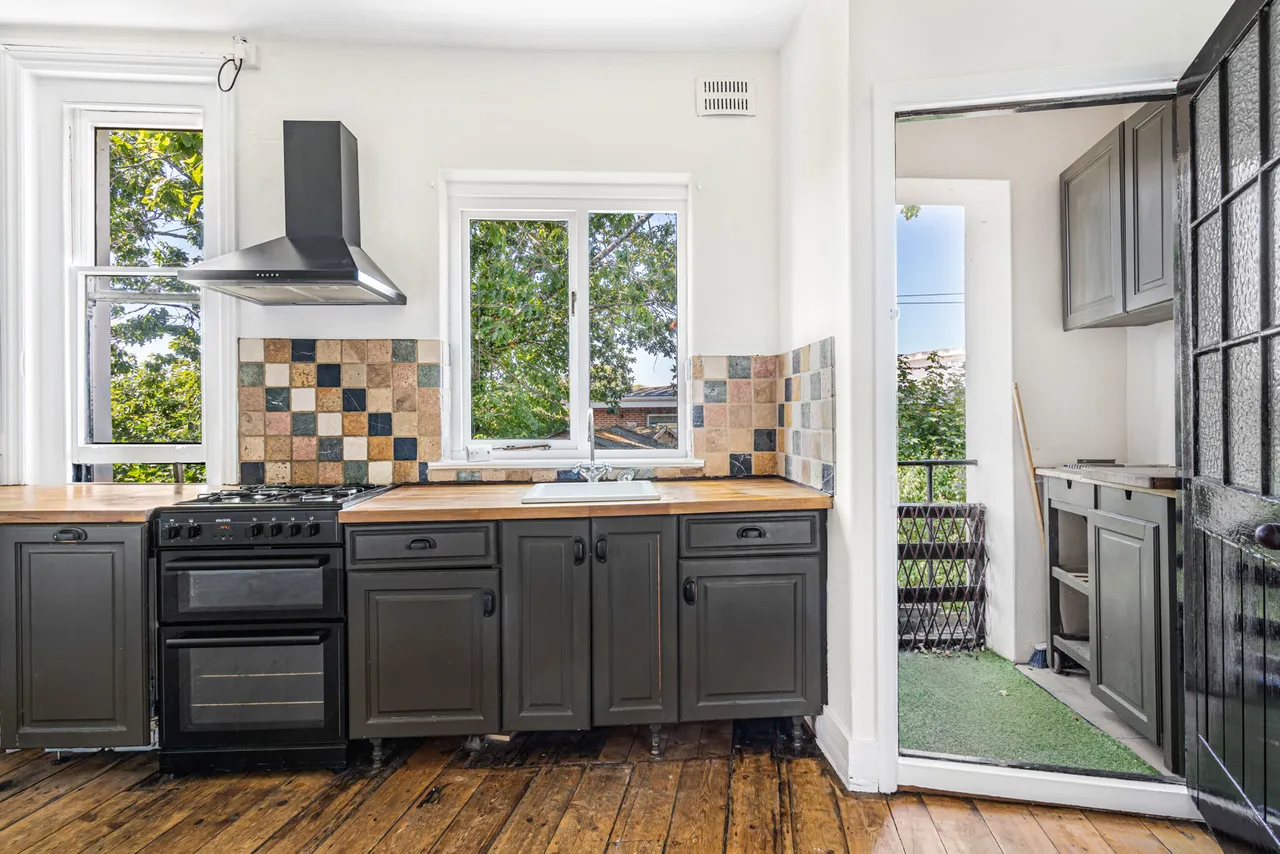 Aveley Lane, Farnham, GU9, photo 15