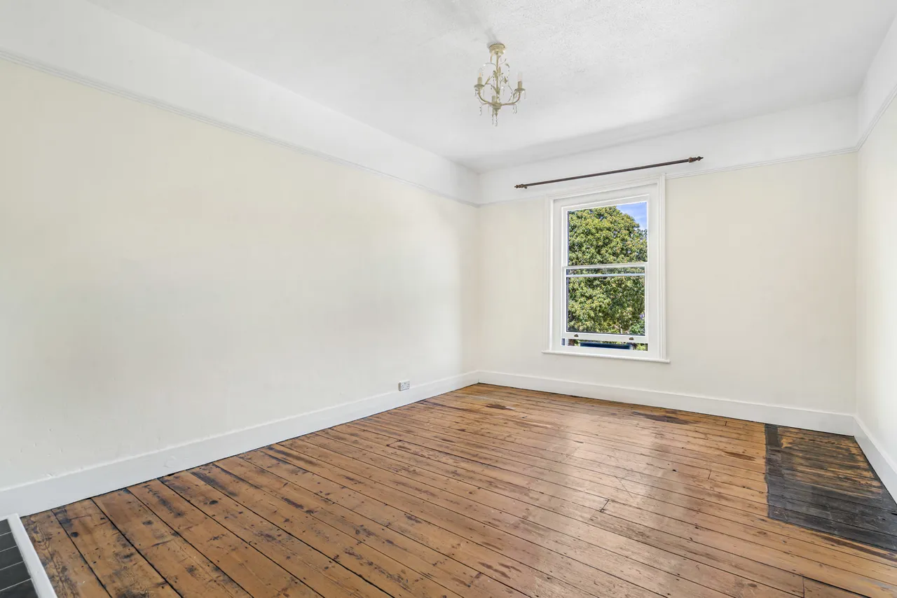 Aveley Lane, Farnham, GU9, photo 17