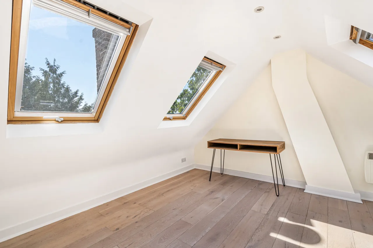 Aveley Lane, Farnham, GU9, photo 20