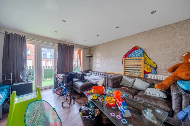 Chadwick Road, Slough, SL3, photo 15