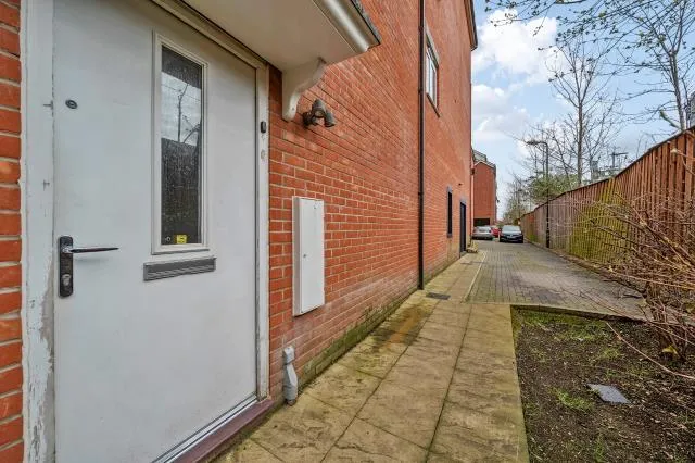 Chadwick Road, Slough, SL3, photo 18