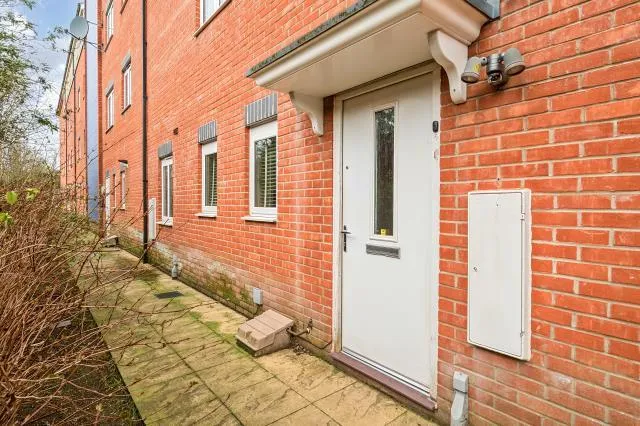 Chadwick Road, Slough, SL3, photo 17