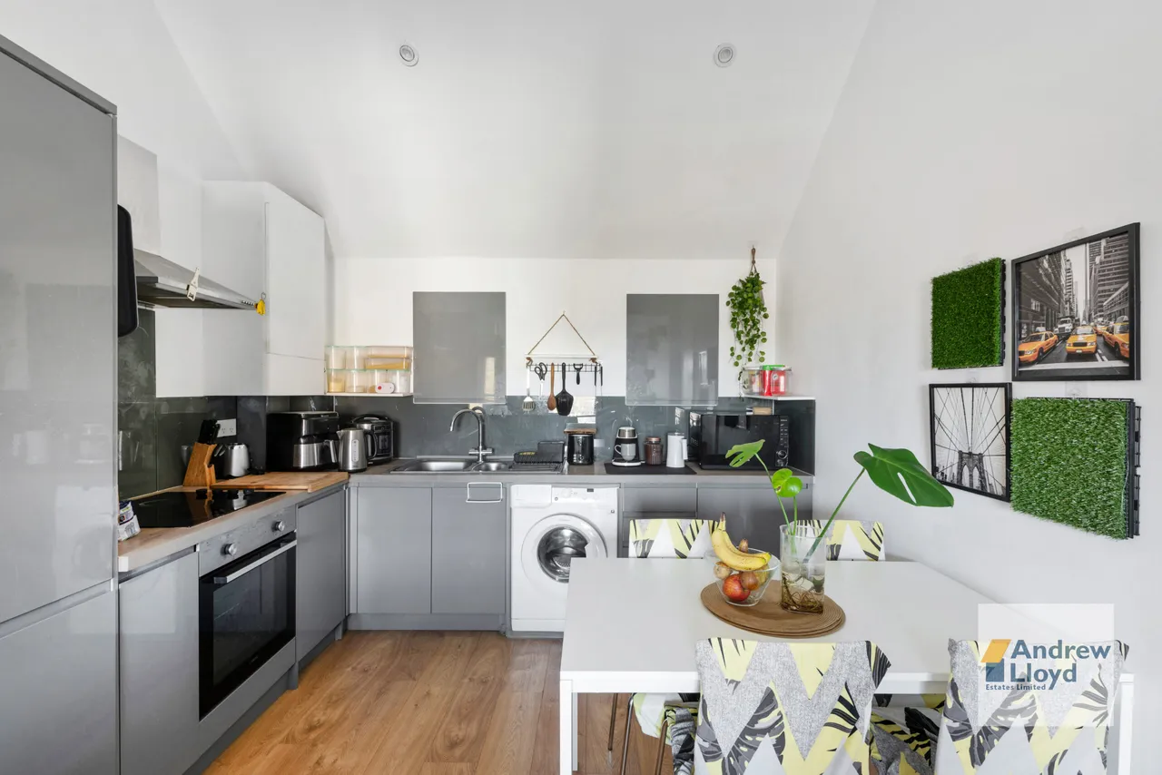 Green Lanes, Haringey, London, N8 0SD, photo 5