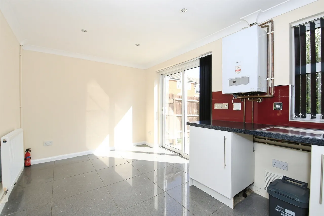 Newlands Road, Peterborough, PE7, photo 6