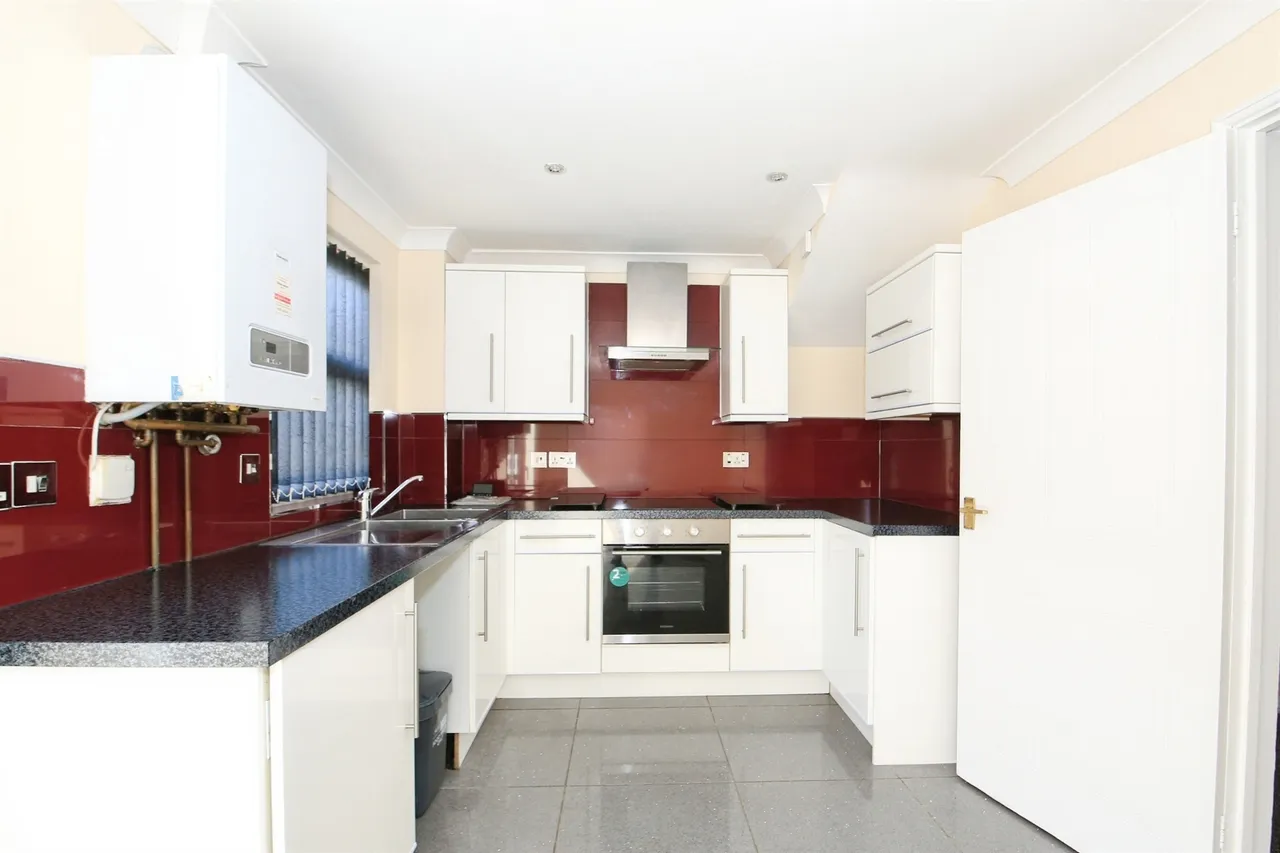 Newlands Road, Peterborough, PE7, photo 5