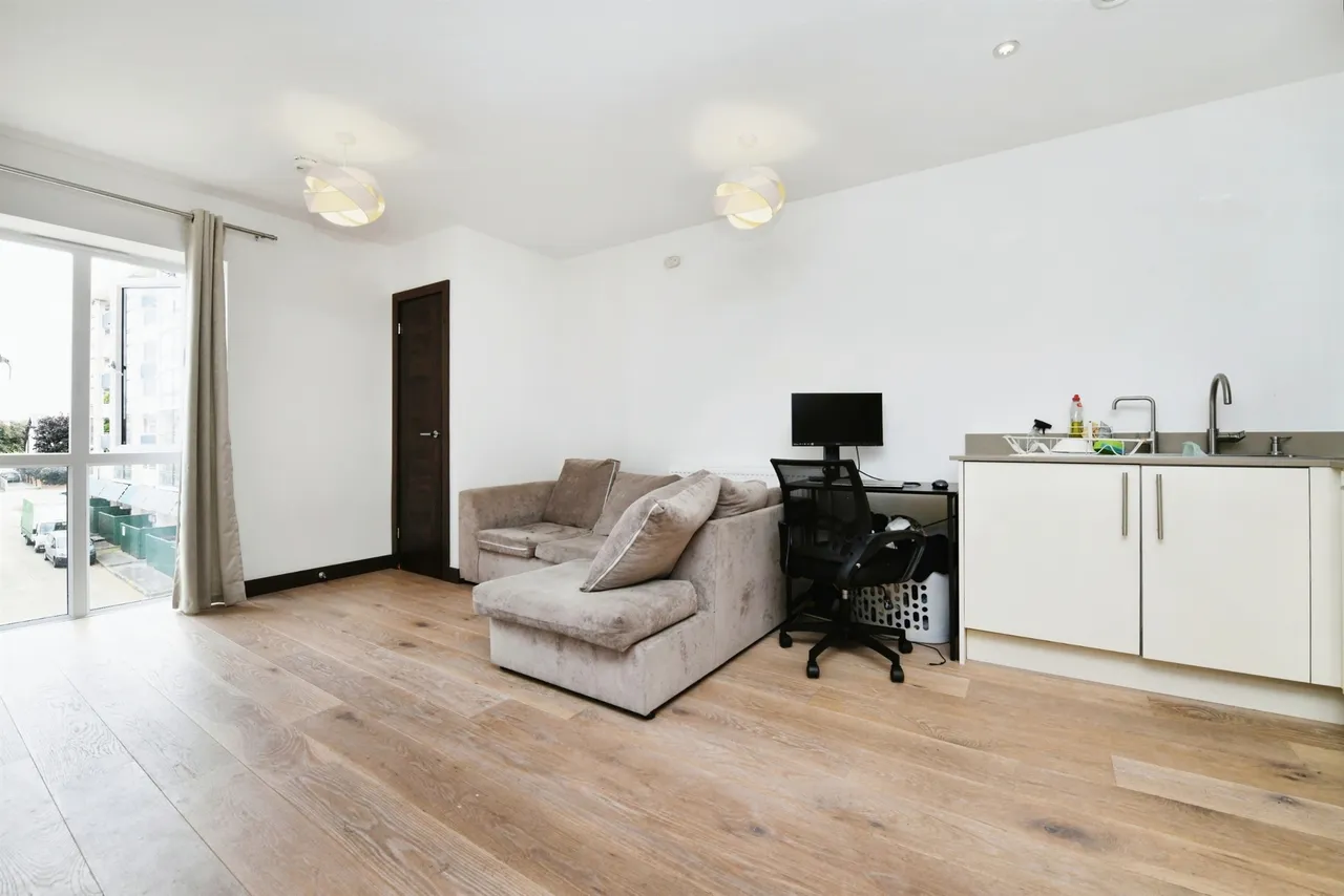 The Causeway, Great Baddow, Chelmsford, photo 12